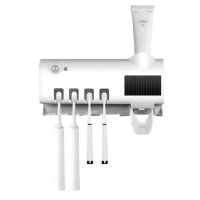 Nástenný držiak na zubné kartáčky s UV svetlom a dávkovačom zubnej pasty - Biele